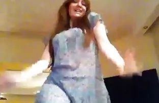 XXX Fucked સુંદર ગર્લફ્રેન્ડ સાથે તેના વિશાળ ગાંડ