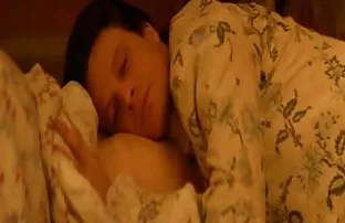 XXX બાલ્ડ દાદા Fucks બે nymphomaniacs