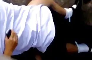 XXX કાળા ઘોડો ખેંચાઈ યોનિ જાડા બોલ્ટ