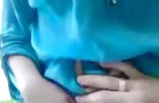 XXX મોહક બ્રાઉન પળિયાવાળું લે ગાલ મોટો લોડો