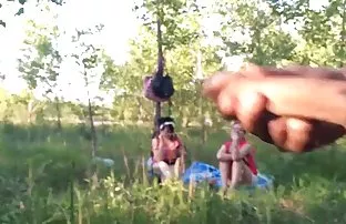 XXX યુવાન સુંદરતા સાથે Fucks દાદા સામે સાક્ષી