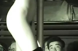 XXX બોસ fucked સ્થિતિસ્થાપક ગાંડ ખૂબસૂરત રશિયન ઘરકામ