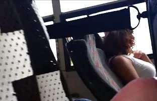XXX Fucks યુવાન ચિની મહિલા અને ભરે છે તેના છિદ્ર સાથે કમ