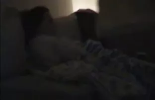 XXX મૂકી કેન્સર સોફા પર રશિયન છોકરી અને તેના fucked માં ગાંડ