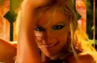 XXX સચિવ pounding તેના pussy સાથે તેમના બોસ